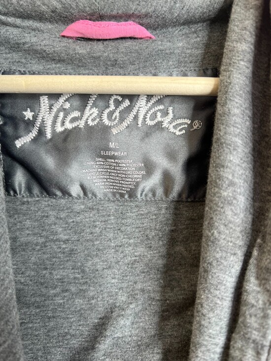 Nick & Nora Robe M/L Red Kittens in Mittens Cats Fleece Holiday Christmas - Picture 2 of 8